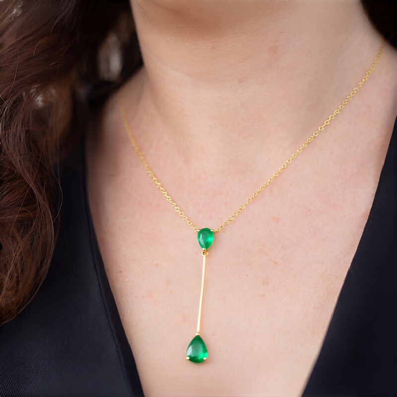 Collar en oro con Esmeralda de Zambia AAA