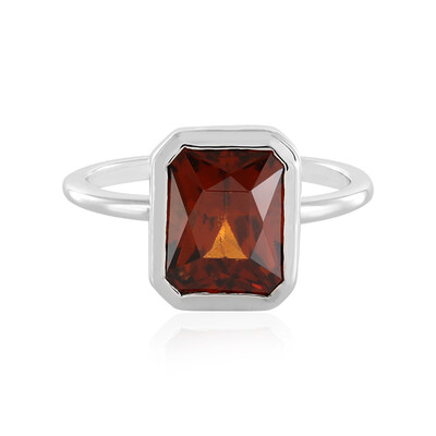 Anello in oro con Granato Essonite