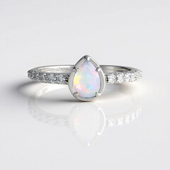 Anello in argento con Opale di Welo