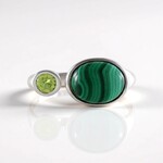 Anello in argento con Malachite