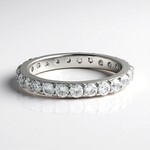 Anello in argento con Zircone