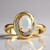 Anello in oro con Opale Bianco Brasiliano