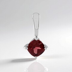 Ciondolo in argento con Granato Mozambico