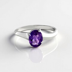Anello in argento con Ametista Siberiana