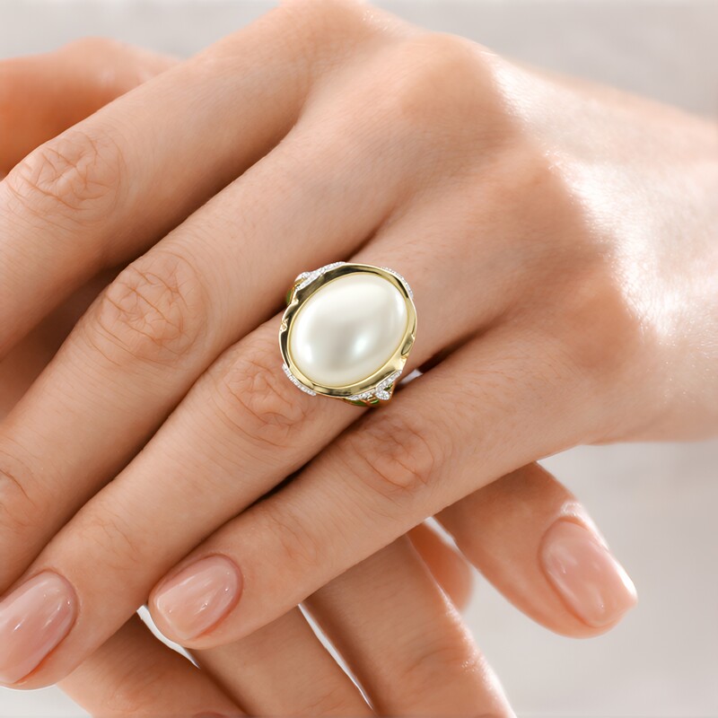 Anello in argento con Pietra di Luna Bianca (Adela Silber)