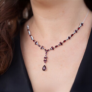 Collier en argent et Grenat