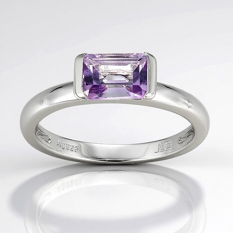 Anello in argento con Ametista
