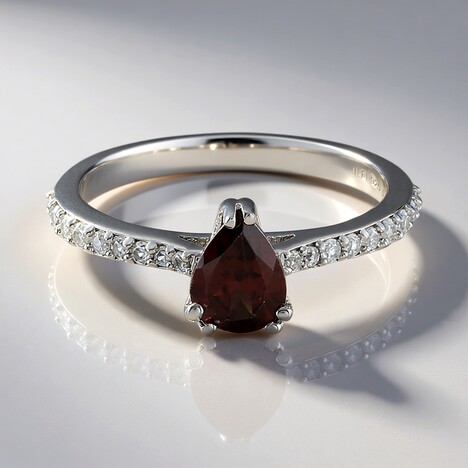 Anello in argento con Zircone Rosa