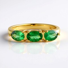 Anello in argento con Apatite Verde