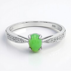 Anello in argento con Crisoprasio Imperiale