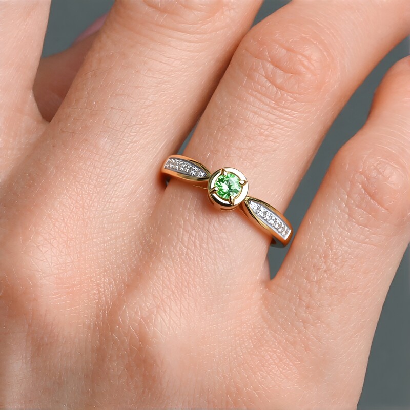 9K Madagascan Demantoid Gold Ring