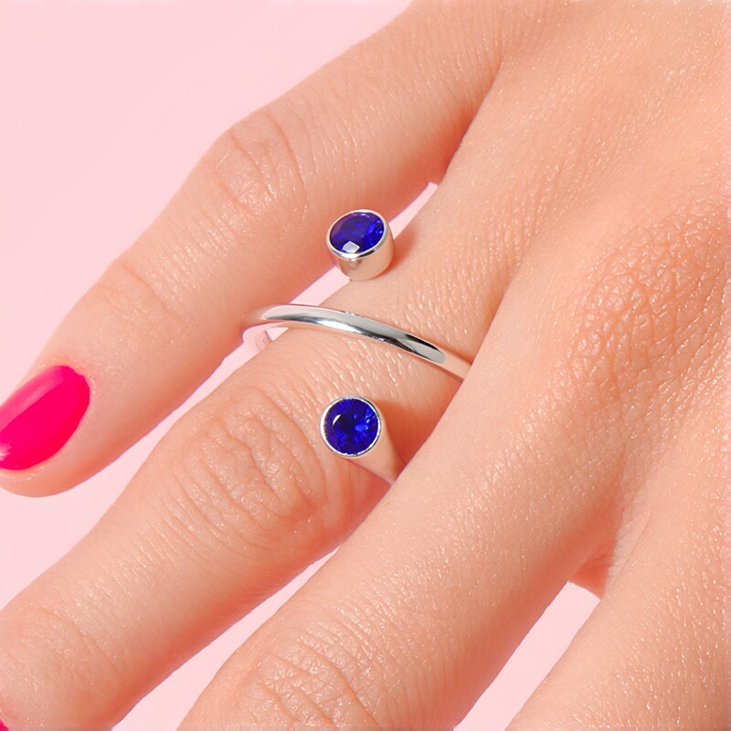 Anillo en plata con Tanzanita (de Melo Essence)