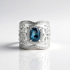 Anello in argento con Topazio Blu Londra