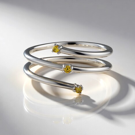 Anello in argento con Diamante Giallo I3