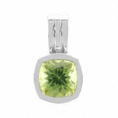 9K Wagogo Peridot Gold Pendant
