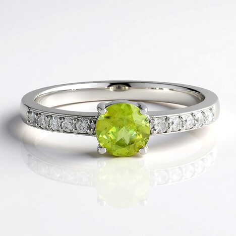 Bague en argent et Sphène