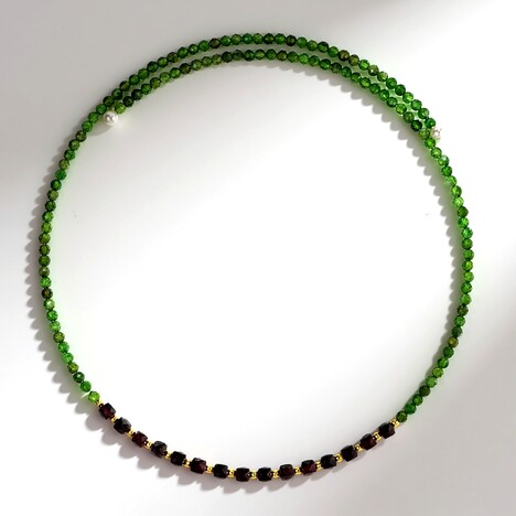 Collana rigida in acciaio con Diopside Russo (Riya)