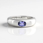 Anello in argento con Tanzanite