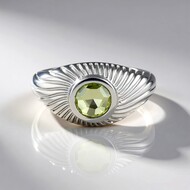 Anillo en plata con Amatista verde