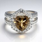 Anello in argento con Quarzo Fumè