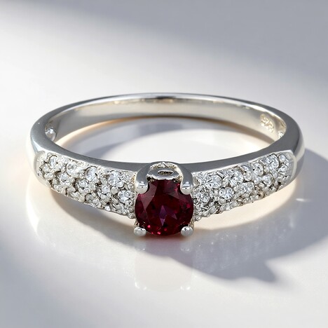 Anello in argento con Rodolite