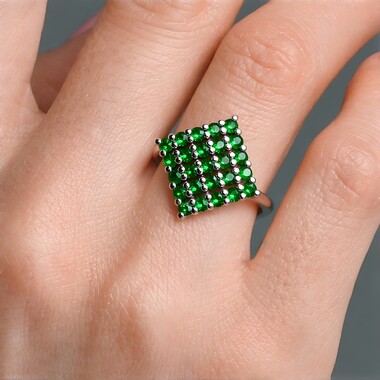 Bague en argent et Tsavorite de Tanzanie