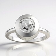 Anillo en plata con Topacio blanco