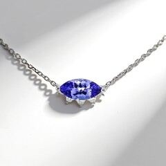 Collana in oro con Tanzanite AAA