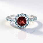 Anello in argento con Granato Mozambico