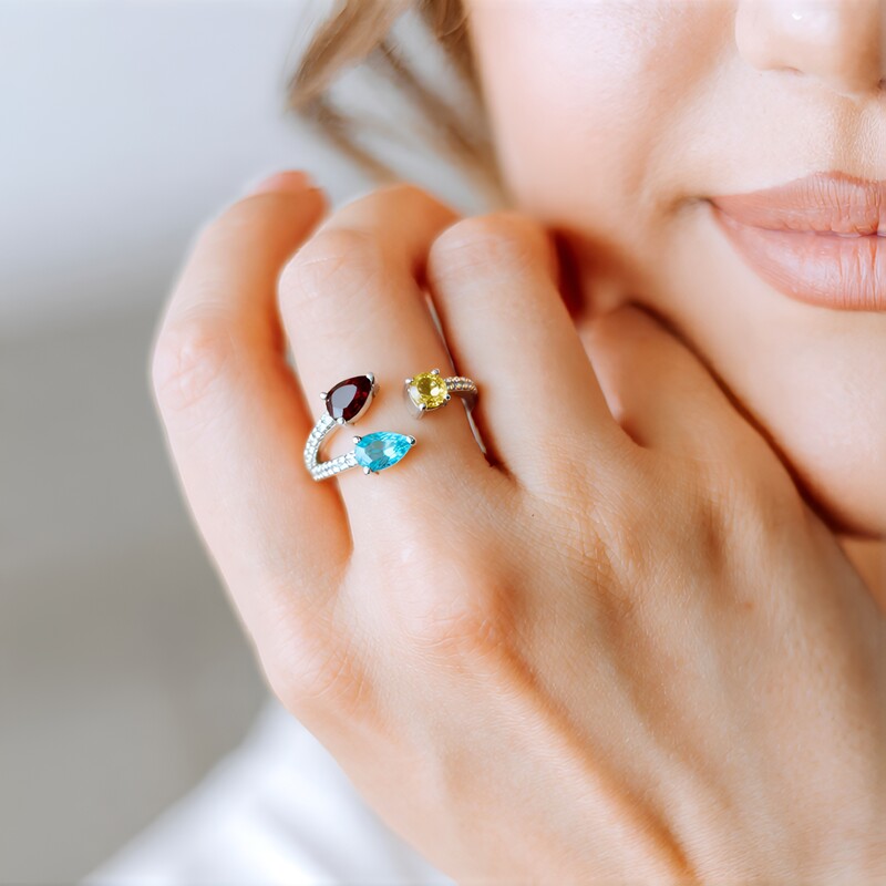 Bague en argent et Apatite bleue