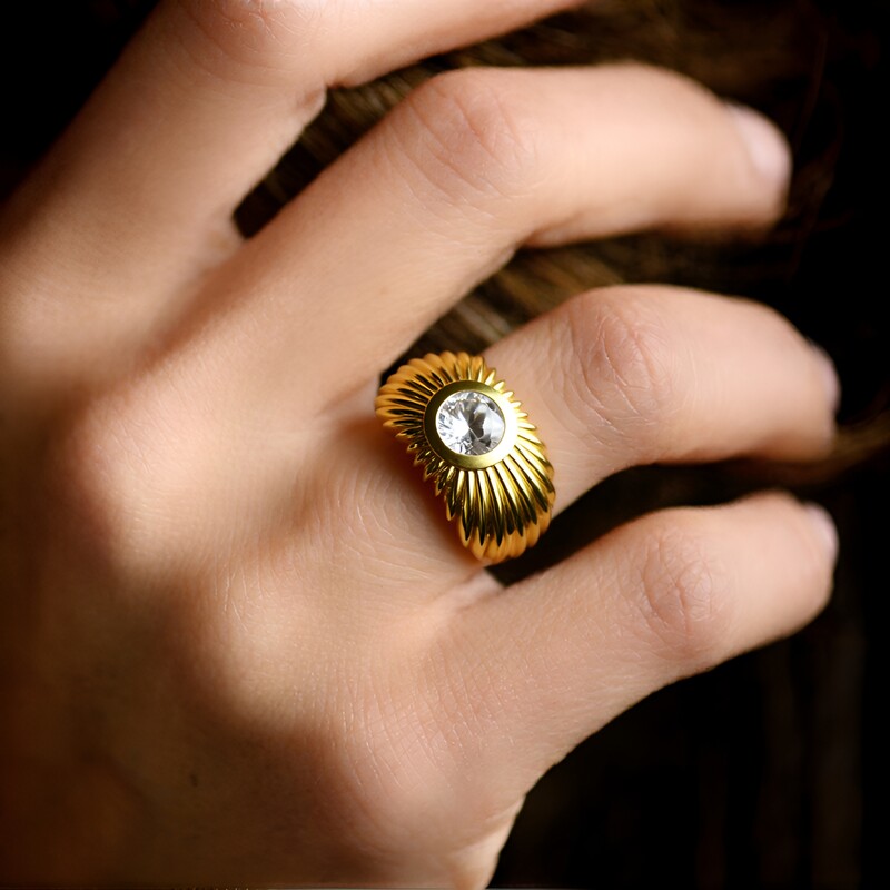 Bague en argent et Topaze blanche