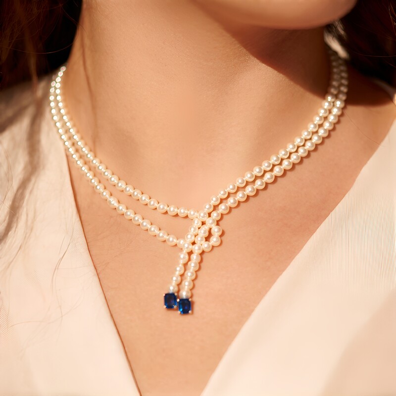 Weiße Süßwasserzuchtperlen-Goldcollier (Michelle Albala)