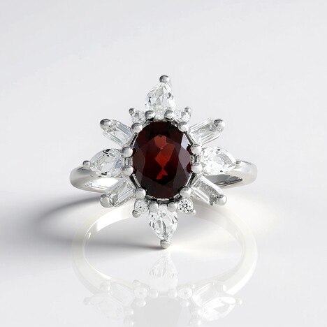Anello in argento con Granato Mozambico