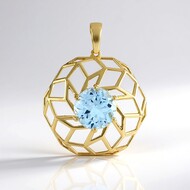 Colgante en plata con Topacio azul cielo (Ornaments by de Melo)