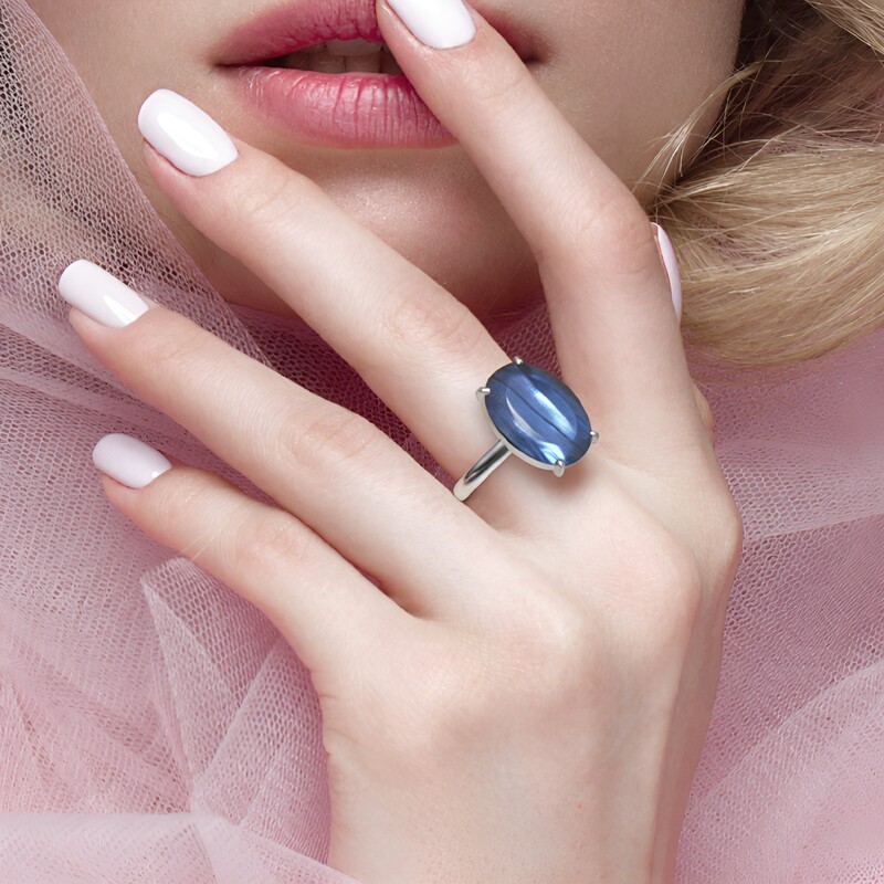 Anillo en plata con Labradorita (de Melo)