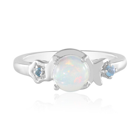 Zilveren ring met een Welo-opaal