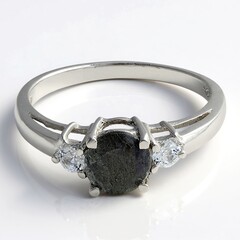 Anello in argento con Spectrolite