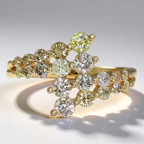 Anello in oro con Diamante Fancy SI2 (CIRARI)