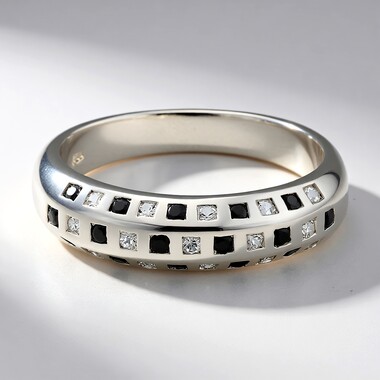 Black Spinel Silver Ring
