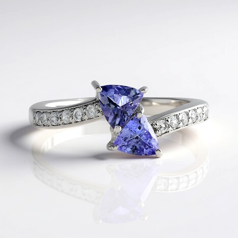 Anello in argento con Tanzanite (non riscaldata)