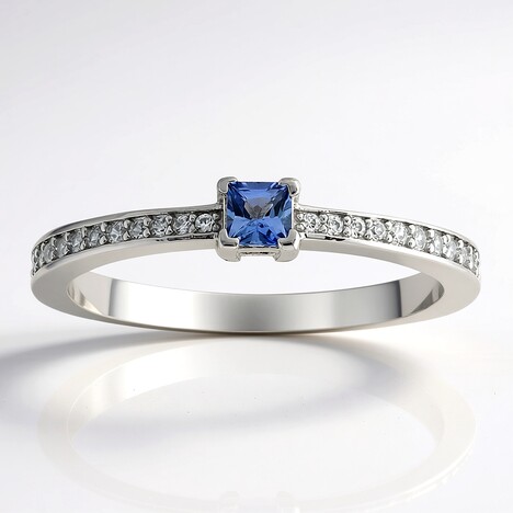 Bague en argent et Saphir bleu de Ceylan