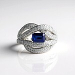 Anello in argento con Cianite del Nepal