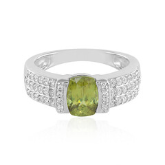 Anello in oro con Sfene