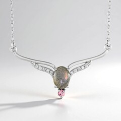 Collana in argento con Labradorite rosa Maniry