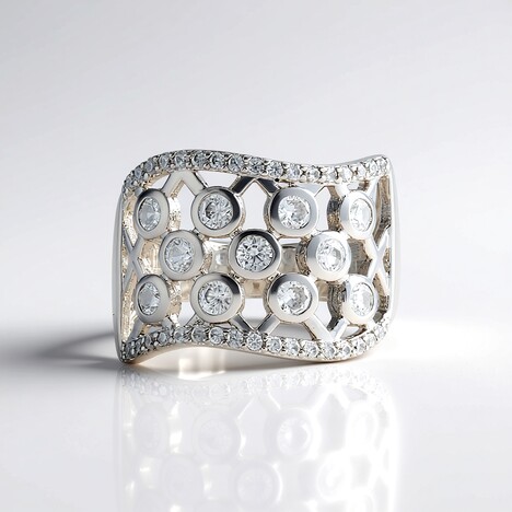 Anello in argento con Zircone