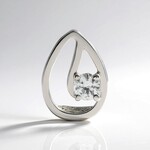 Ciondolo in argento con Zaffiro Bianco
