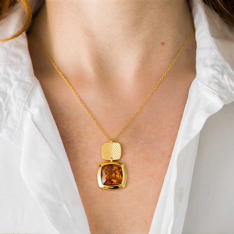 Collar en plata con Ámbar báltico cognac (dagen)