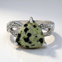 Anello in argento con Diaspro Dalmata