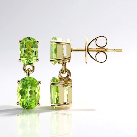 Orecchini in oro con Peridoto Wagogo