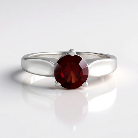 Anello in argento con Granato Mozambico